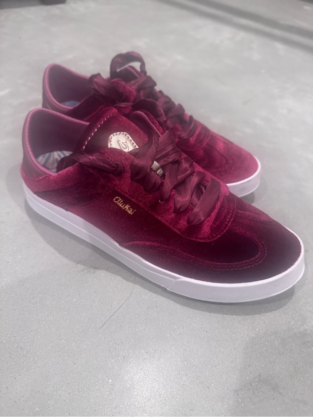 OluKai Women's Velvet Low-Top Sneakers in Burgundy